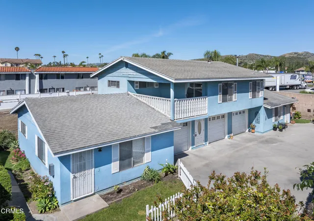 Photo 3 of Multi family home for sale at 129 Santa Anna St, Santa Paula, CA 93060 | MLS# V1-37553 | Listing updated on 2026-10-06