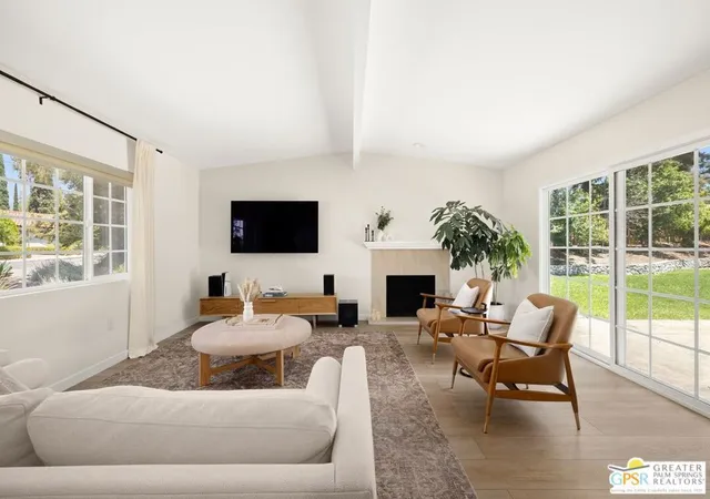 3rd image of 1686 Longwood Ave, Claremont, CA 91711 | MLS# 26858991PS
