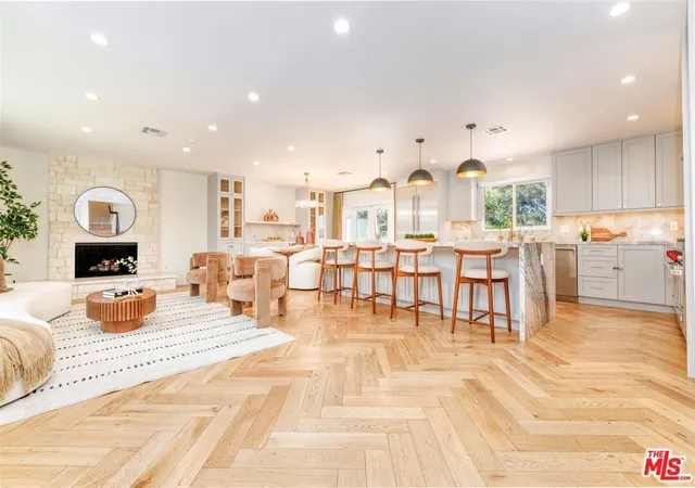 Photo 1 of Single family home for sale at 6051 Sadring Ave, Woodland Hills, CA 91367 | MLS# 26856467 | Listing updated on 2026-10-05