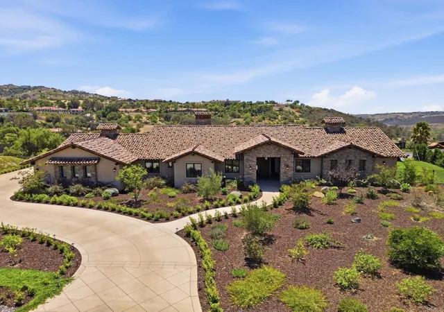 Homes for sale in Bonsall, CA | 31463 Lake Vista Cir, Bonsall, CA 92003 | MLS# NDP2606679