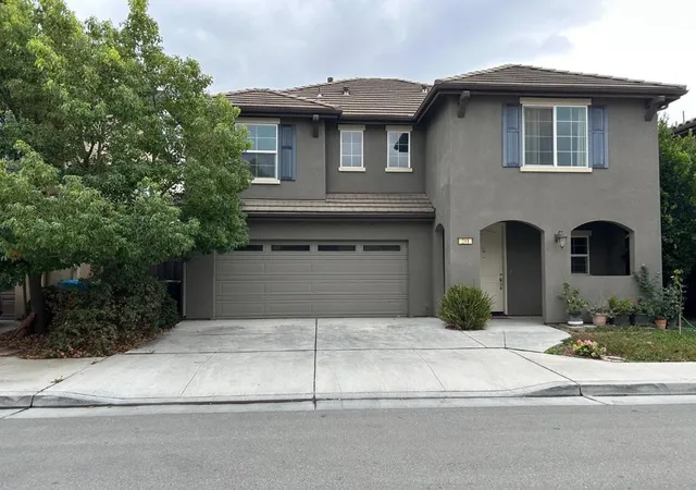 1st image of 291 Slate Ave, Hollister, CA 95023 | MLS# ML82054037