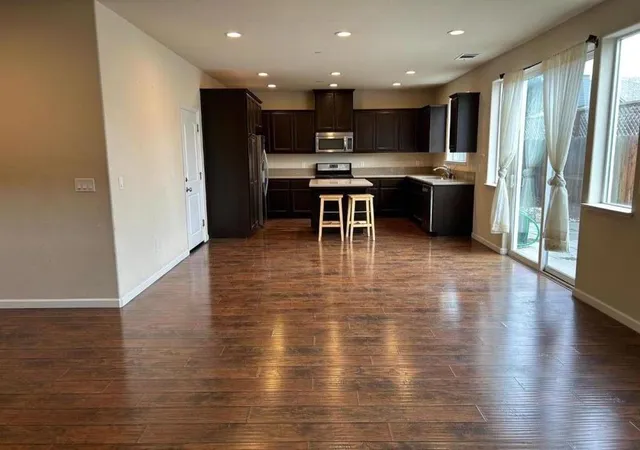 4th image of 291 Slate Ave, Hollister, CA 95023 | MLS# ML82054037