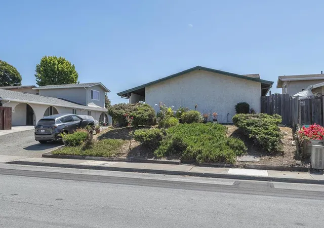 Homes for sale in Watsonville, CA | 103105 Holm Rd, Watsonville, CA 95076 | MLS# ML82054044
