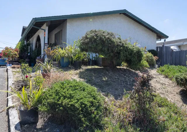 Homes for sale in Watsonville, CA | 103105 Holm Rd, Watsonville, CA 95076 | MLS# ML82054044