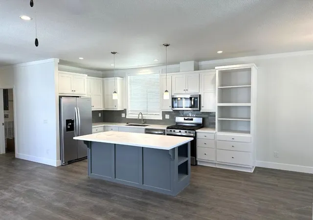 4th image of 11401 Topanga Canyon Blvd #117, Chatsworth, CA 91311 | MLS# ML82054071