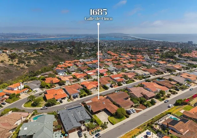 3rd image of 1685 Calle De Cinco, La Jolla, CA 92037 | MLS# 260017080SD