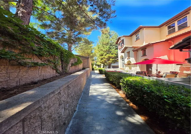 Photo 4 of Sale Pending at 33730 Willow Hvn #103, Murrieta, CA 92563 | MLS# TR26152060 | Listing updated on 2026-10-04