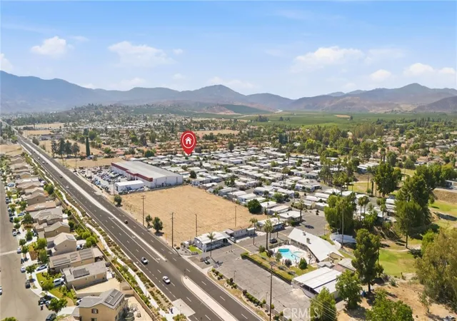Photo 51 of Manufactured home for sale at 42751 E Florida Ave #71, Hemet, CA 92544 | MLS# SW26152097 | Listing updated on 2026-09-10