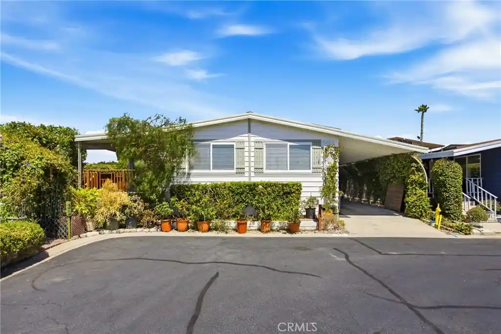 Photo 1 of Manufactured home for sale at 1930 W San Marcos Blvd #95, San Marcos, CA 92078 | MLS# SW26143740 | Listing updated on 2026-10-22