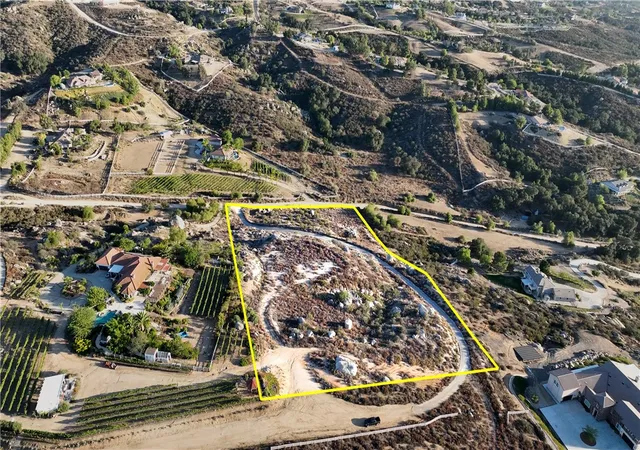 1st image of 0 Gray Squirrel, Temecula, CA 92592 | MLS# SW26136193
