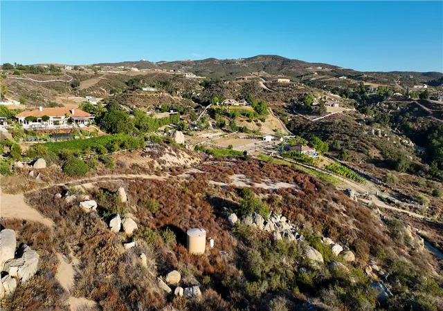 5th image of 0 Gray Squirrel, Temecula, CA 92592 | MLS# SW26136193