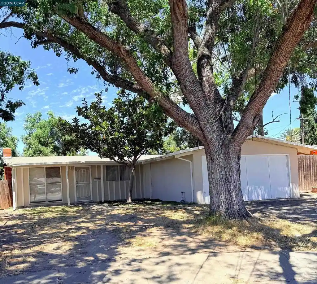 Photo 1 of Sale Pending at 1904 Solano Ct, Concord, CA 94520 | MLS# 41141463 | Listing updated on 2026-07-25