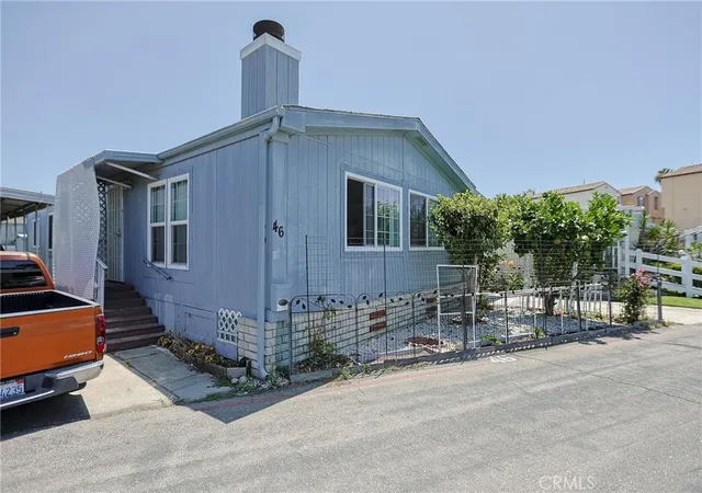 Photo 2 of Manufactured home for sale at 432 S Harbor Blvd #46, Santa Ana, CA 92704 | MLS# PW26152111 | Listing updated on 2026-10-01
