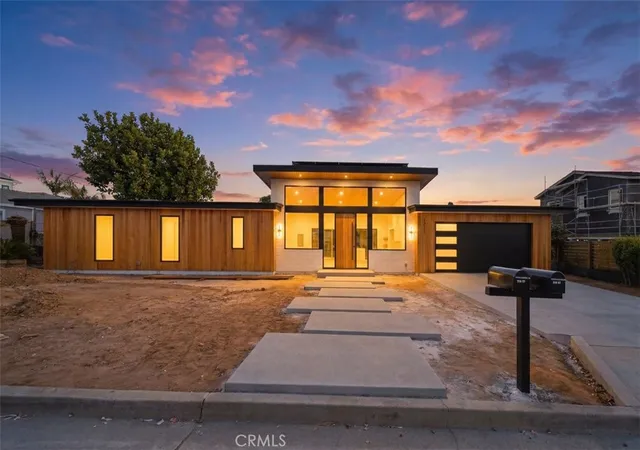 Photo 1 of Single family home for sale at 1211 Kelly, Oceanside, CA 92054 | MLS# SW26152155 | Listing updated on 2026-10-01