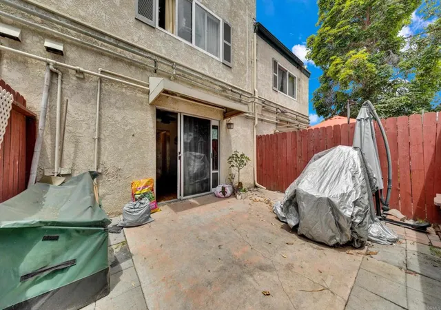 Homes for sale in Imperial Beach, CA | 940 Calla Avenue, Imperial Beach, CA 91932 | Houzeo