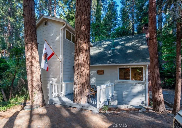Photo 1 of Sale Pending at 640 Pyramid, Crestline, CA 92325 | MLS# IG26144288 | Listing updated on 2026-09-21