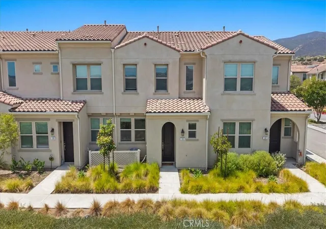 Condo for sale at 4105 Cameron Way #103, Corona, CA 92883 | MLS# TR26151889