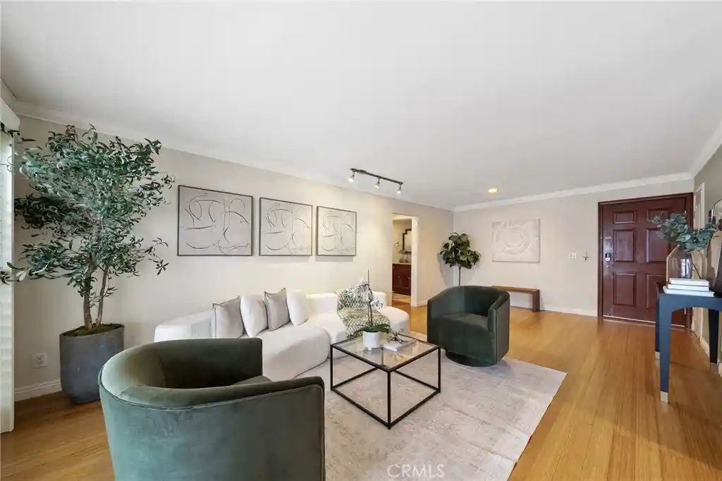 Photo 1 of Condo for sale at 1154 S Barrington Ave #213, Los Angeles, CA 90049 | MLS# RS26148717 | Listing updated on 2026-10-14