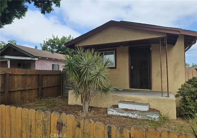 Photo 1 of Sale Pending at 363 E Morningside, Long Beach, CA 90805 | MLS# PW26152572 | Listing updated on 2026-09-17