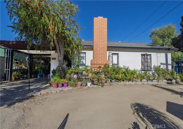 Photo 1 of Sale Pending at 6832 Bellaire Ave, North Hollywood, CA 91605 | MLS# SR26150703 | Listing updated on 2026-09-30