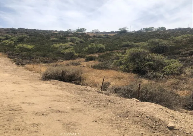 4th image of 0 Dockweiler Dr, Newhall, CA 91321 | MLS# BB26152784
