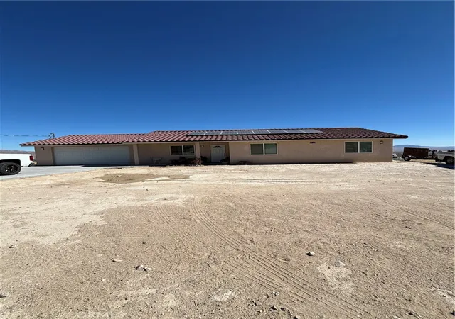 Photo 1 of Single family home for sale at 32206 Sapphire Rd, Lucerne Valley, CA 92356 | MLS# HD26152780 | Listing updated on 2026-10-03