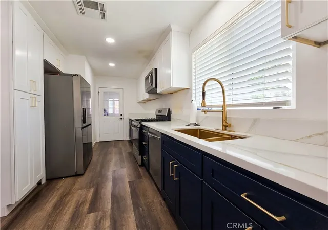 Photo 3 of Single family home for sale at 3665 Ross St, Riverside, CA 92503 | MLS# SW26143521 | Listing updated on 2026-10-01