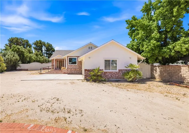Photo 3 of Sale Pending at 4806 W Ave M14, Lancaster, CA 93536 | MLS# SR26152101 | Listing updated on 2026-09-05