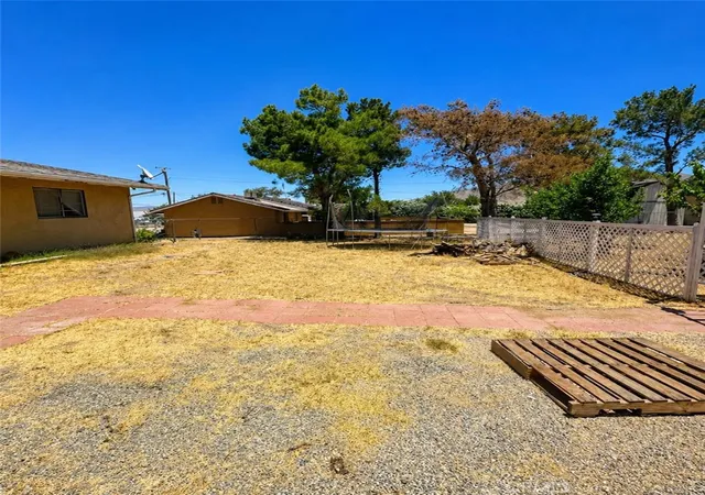 20th image of 18865 Felton, Hesperia, CA 92345 | MLS# TR26152896