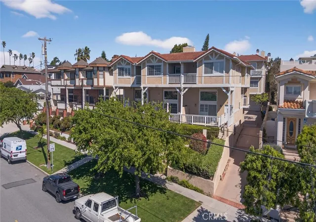Homes for sale in Redondo Beach, CA | 222 S Guadalupe Ave #1, Redondo Beach, CA 90277 | MLS# PV26152901