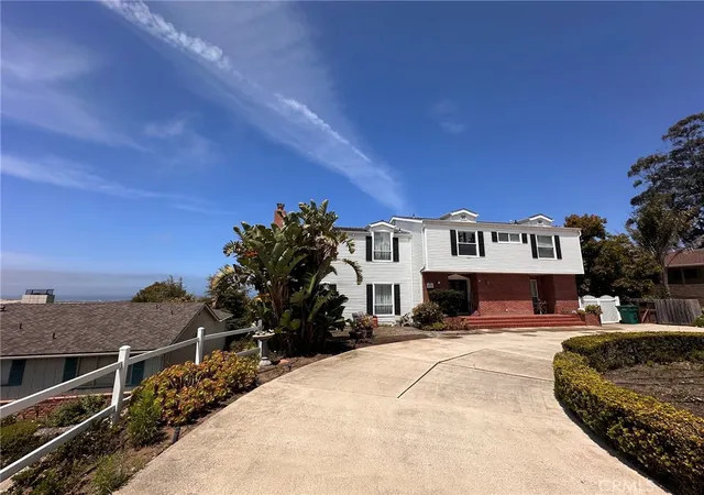 Photo 1 of Single family home for sale at 285 Bradley, Morro Bay, CA 93442 | MLS# FR26152124 | Listing updated on 2026-09-15
