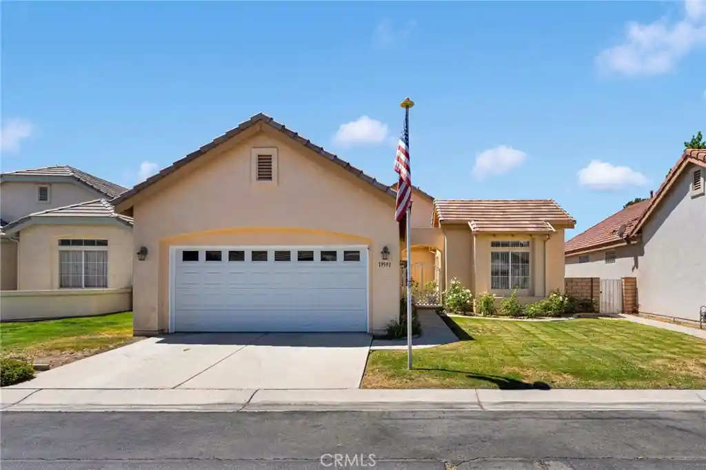 Photo 1 of Sale Pending at 19591 Rolling Green, Apple Valley, CA 92308 | MLS# HD26152246 | Listing updated on 2026-10-16