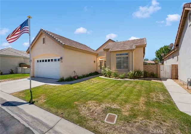 Photo 3 of Sale Pending at 19591 Rolling Green, Apple Valley, CA 92308 | MLS# HD26152246 | Listing updated on 2026-09-13