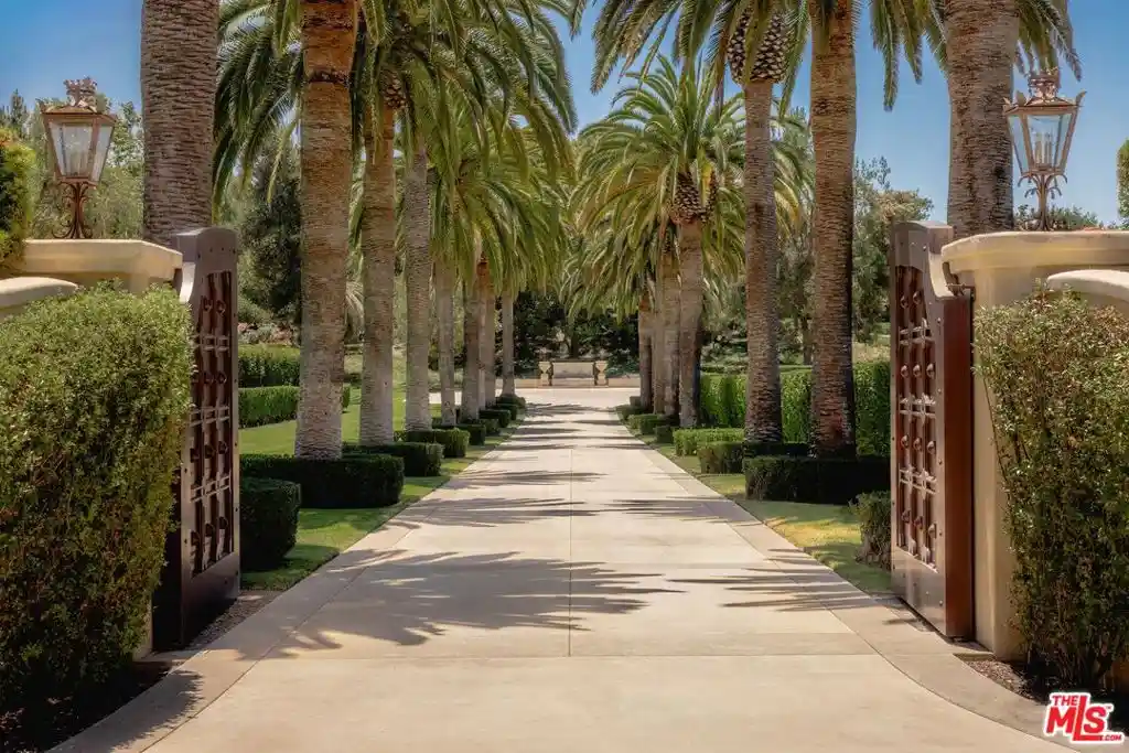 Photo 1 of Mansion for sale at 6853 Rancho Valencia Rd, Rancho Santa Fe, CA 92067 | MLS# 26858819 | Listing updated on 2026-07-21