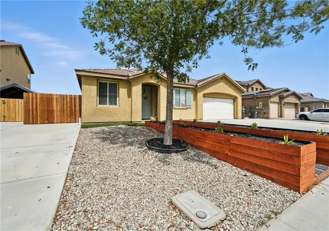 Photo 3 of Single family home for sale at 2351 Alpaca Ave, Rosamond, CA 93560 | MLS# DW26150471 | Listing updated on 2026-09-12