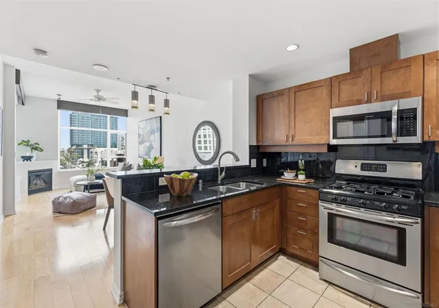 Photo 2 of Condo for sale at 475 Redwood St #701, San Diego, CA 92103 | MLS# 260017112SD | Listing updated on 2026-09-21