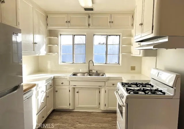 Homes for sale in Redondo Beach, CA | 236 S Helberta, Redondo Beach, CA 90277 | MLS# SB26150761