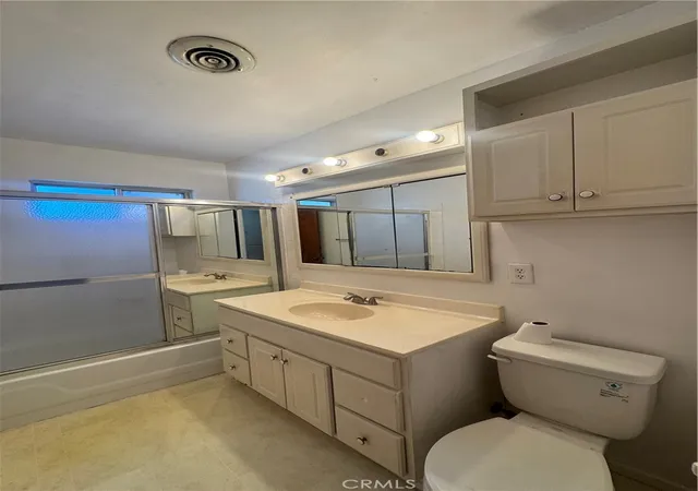 3rd image of 3605 Laverne Ave, Bakersfield, CA 93309 | MLS# IN26153030