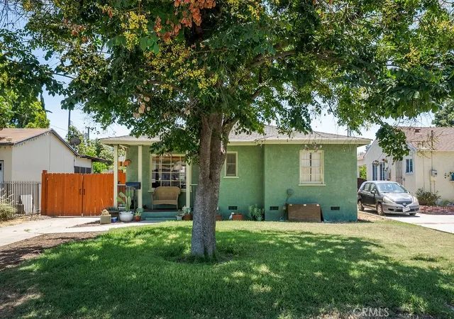Photo 2 of Single family home for sale at 346 W Artesia, Pomona, CA 91768 | MLS# CV26152600 | Listing updated on 2026-09-26