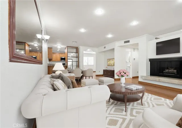 Photo 4 of Townhouse for sale at 7137 Shoup #39, West Hills, CA 91307 | MLS# SR26152943 | Listing updated on 2026-09-18