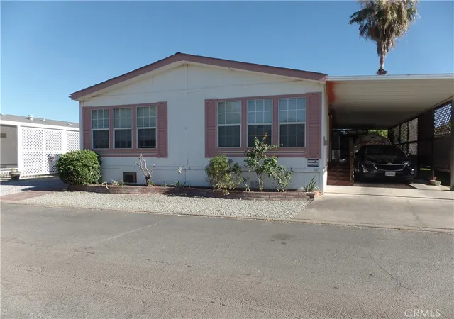 Manufactured home for sale at 5813 Pacific Hts Rd #131, Oroville, CA 95965 | MLS# OR26153027