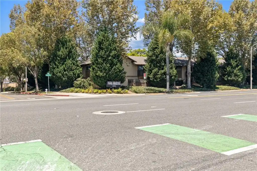 Listing Photo 1 - Condo for sale in 3050 S Bristol located at 3050 S Bristol, Santa Ana, CA 92704 - Unit #4C