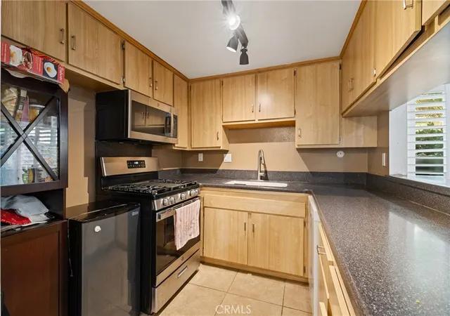 Photo 3 of Condo for sale at 3050 S Bristol #4C, Santa Ana, CA 92704 | MLS# CV26152724 | Listing updated on 2026-09-08