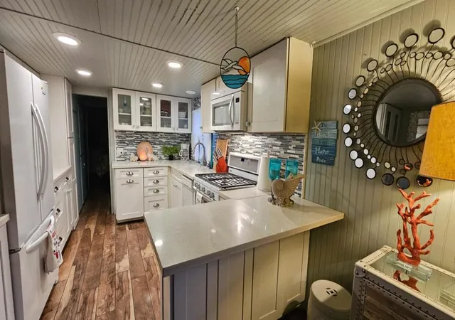 Photo 2 of Manufactured home for sale at 750 47th Avenue #13, Capitola, CA 95010 | MLS# ML82054130 | Listing updated on 2026-10-06