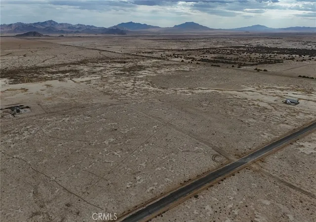 Photo 3 of Land for sale at 746 Lake St, Lucerne Valley, CA 92356 | MLS# HD26153130 | Listing updated on 2026-07-14