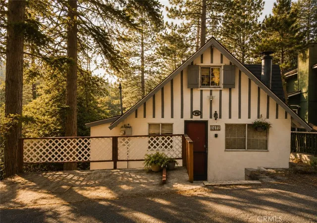 Photo 2 of Single family home for sale at 2412 Ridge, Running Springs, CA 92382 | MLS# IG26153118 | Listing updated on 2026-10-10