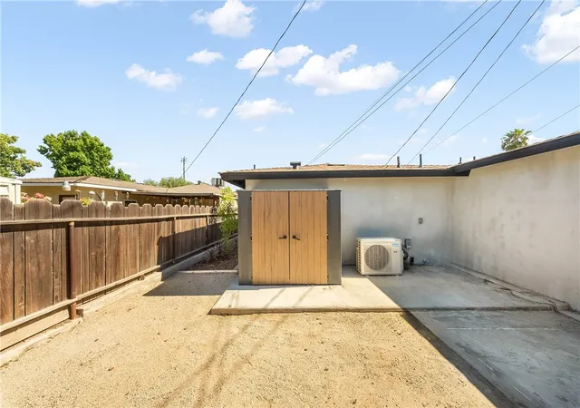 Photo 40 of Multi family home for sale at 914 W Cambridge Ave, Fresno, CA 93705 | MLS# IV26152720 | Listing updated on 2026-09-24
