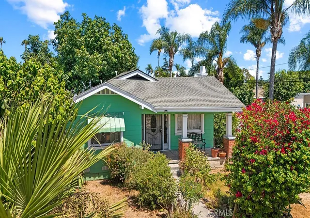 Photo 3 of Single family home for sale at 405 W Mcfadden, Santa Ana, CA 92707 | MLS# OC26153229 | Listing updated on 2026-10-07