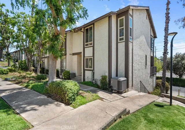 Photo 2 of Sale Pending at 4727 Knickerbocker, Riverside, CA 92501 | MLS# IV26151854 | Listing updated on 2026-09-17