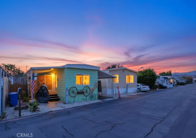 Photo 2 of Manufactured home for sale at 34480 County Line Rd #52, Yucaipa, CA 92399 | MLS# IG26153256 | Listing updated on 2026-09-09